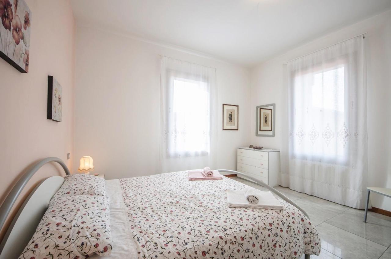 Residenza Leon D'Oro Apartment Венеция Екстериор снимка